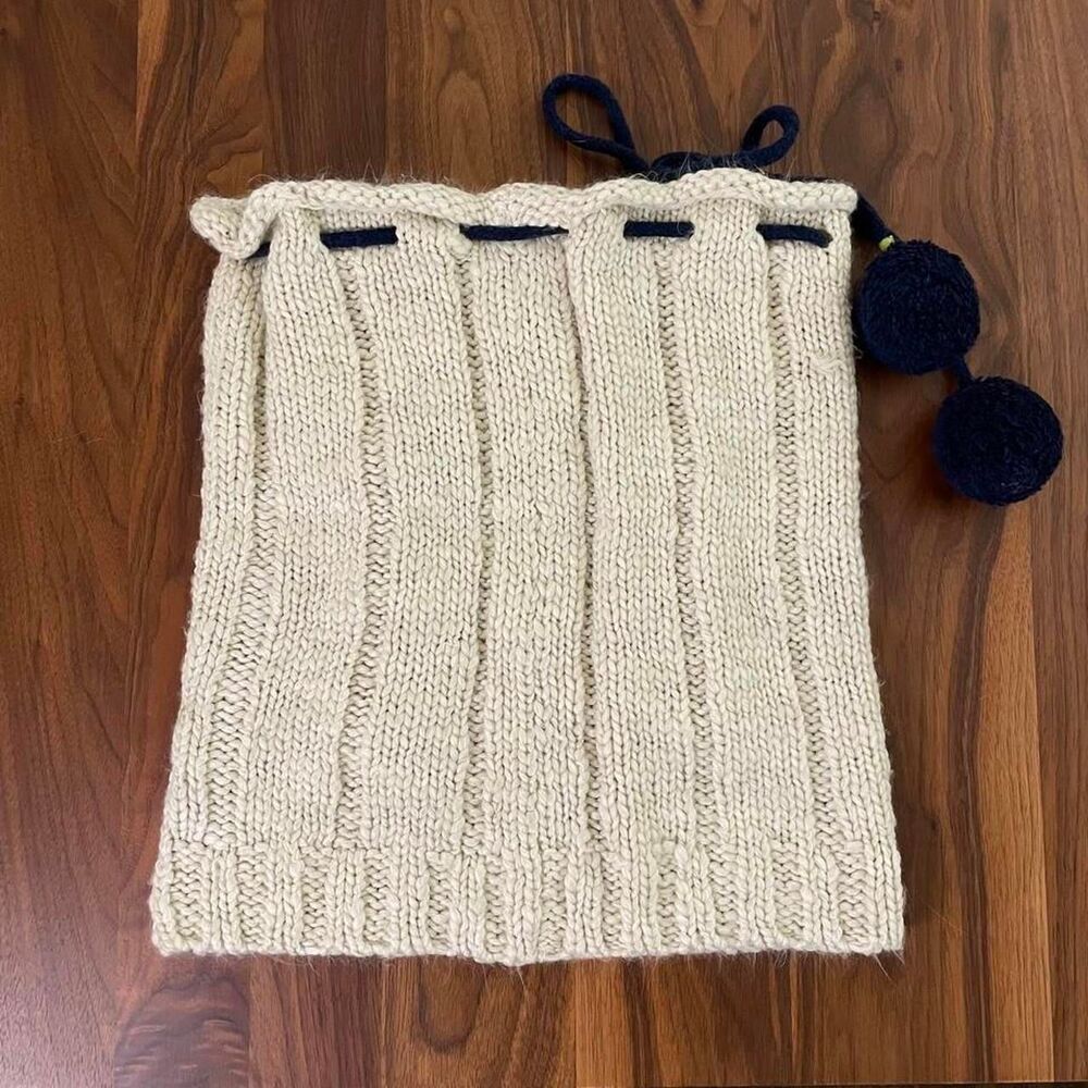 Hollister Y2K Knitted Crochet Cream Navy Blue Logo Wrap Scarf - Picture 2 of 4